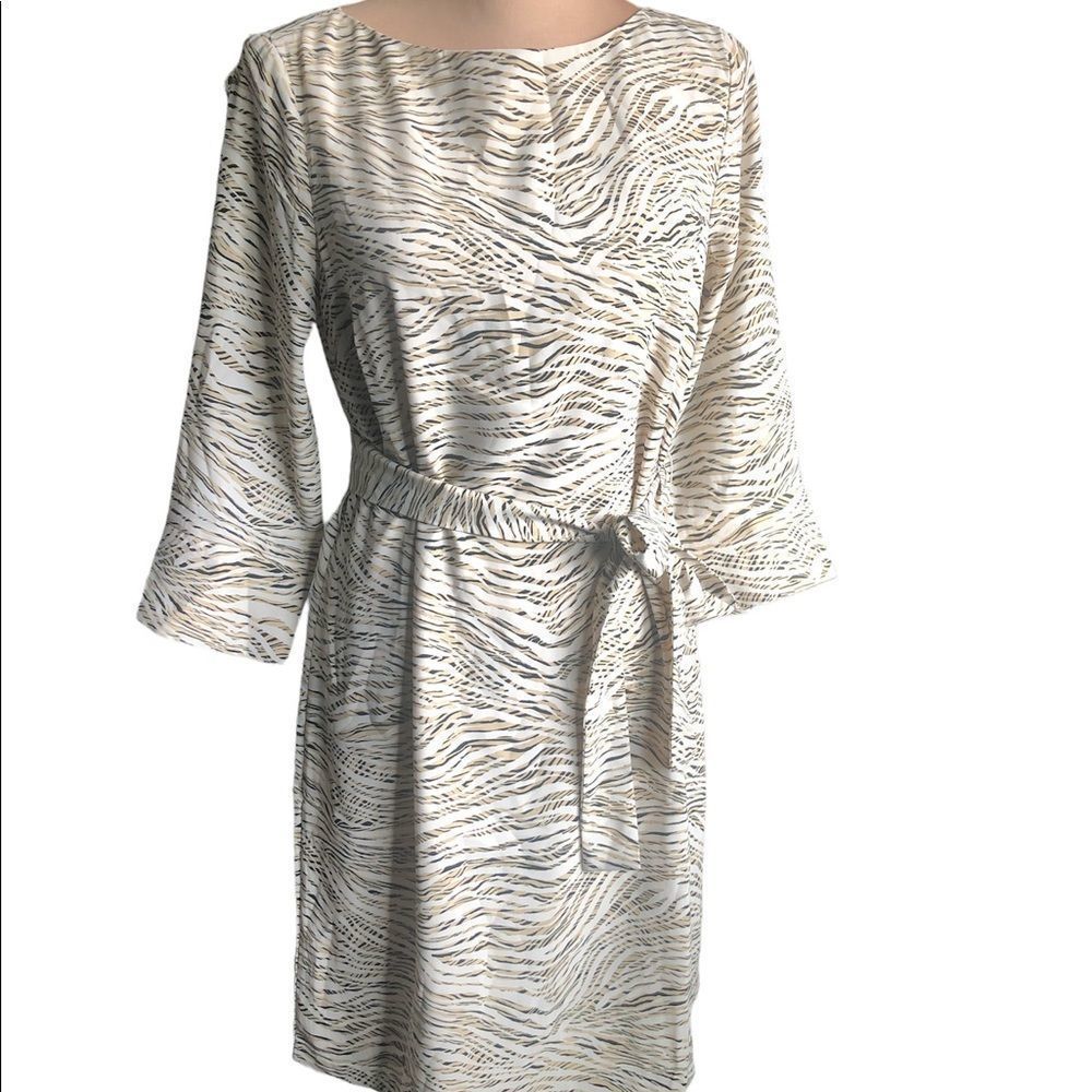 NWT H&M Animal Print Dress with belt. Size M